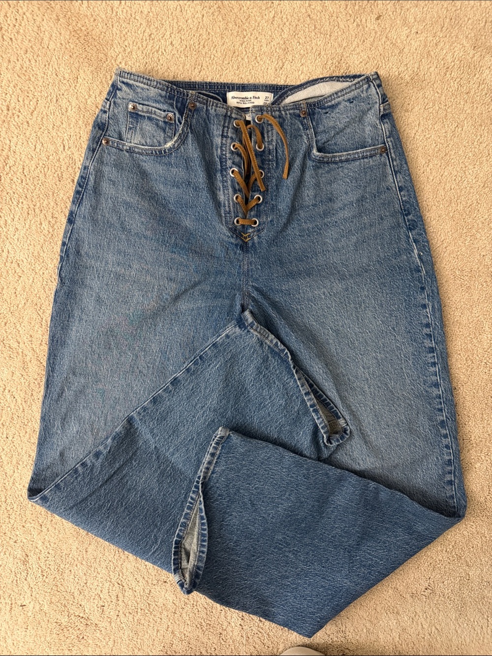 Abercrombie & Fitch High rise 90’s relaxed Jean curve love